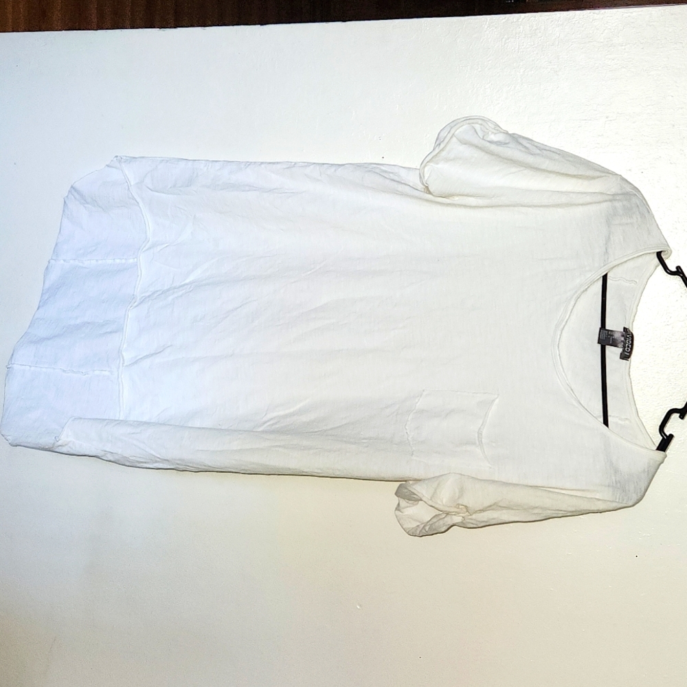 NWOT H&M Long Curved Hem Light Shirt